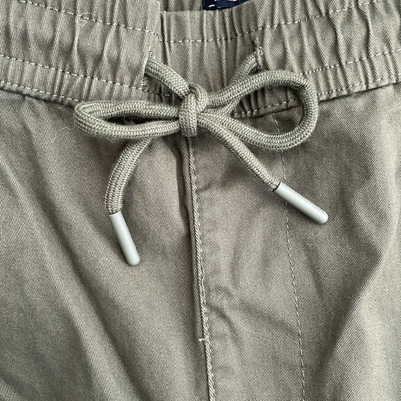 SOLD Off-site | Forever 21 Men’s Olive Joggers Size Small - Picture 6 of 13